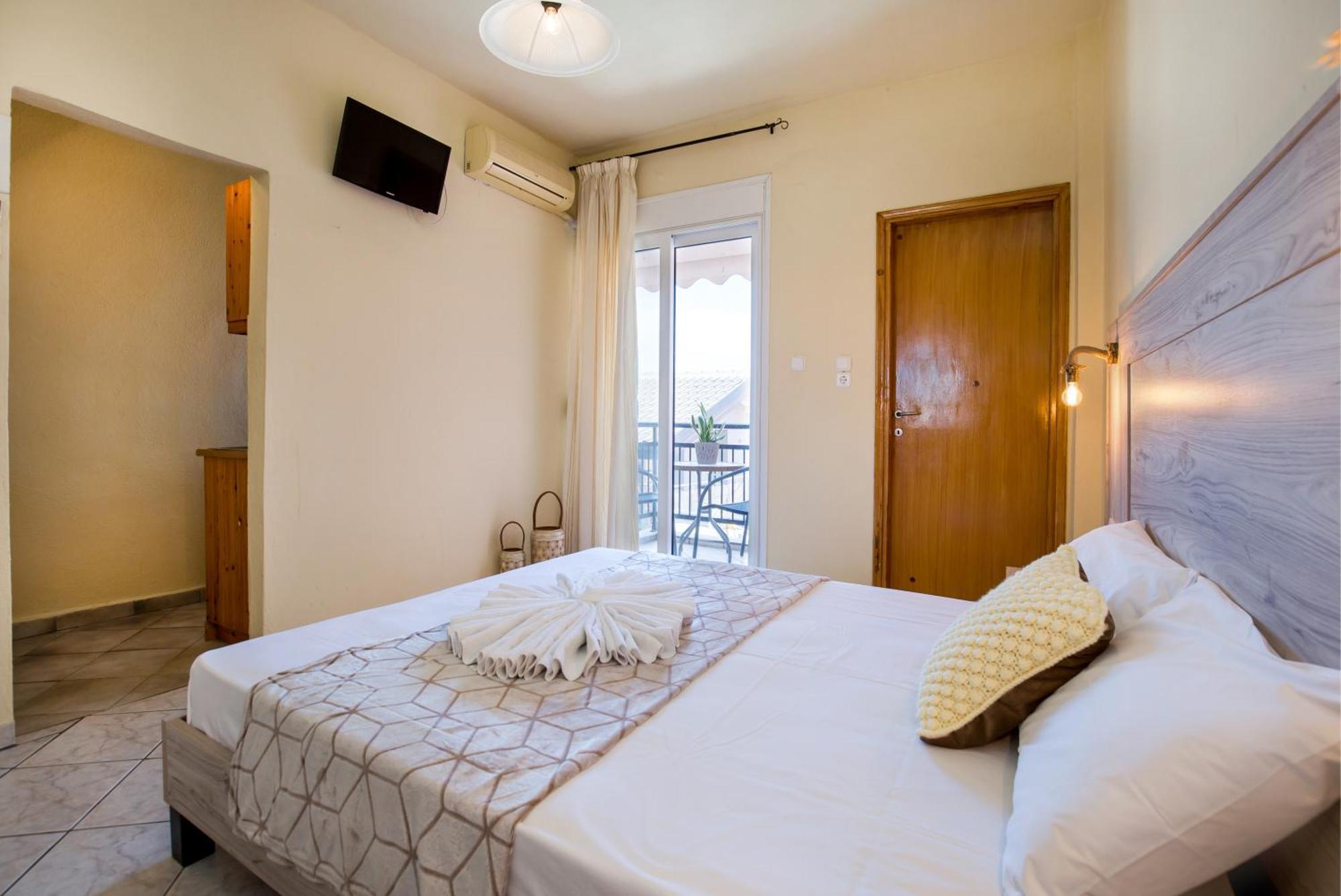 Ianos Apartments Потос Экстерьер фото