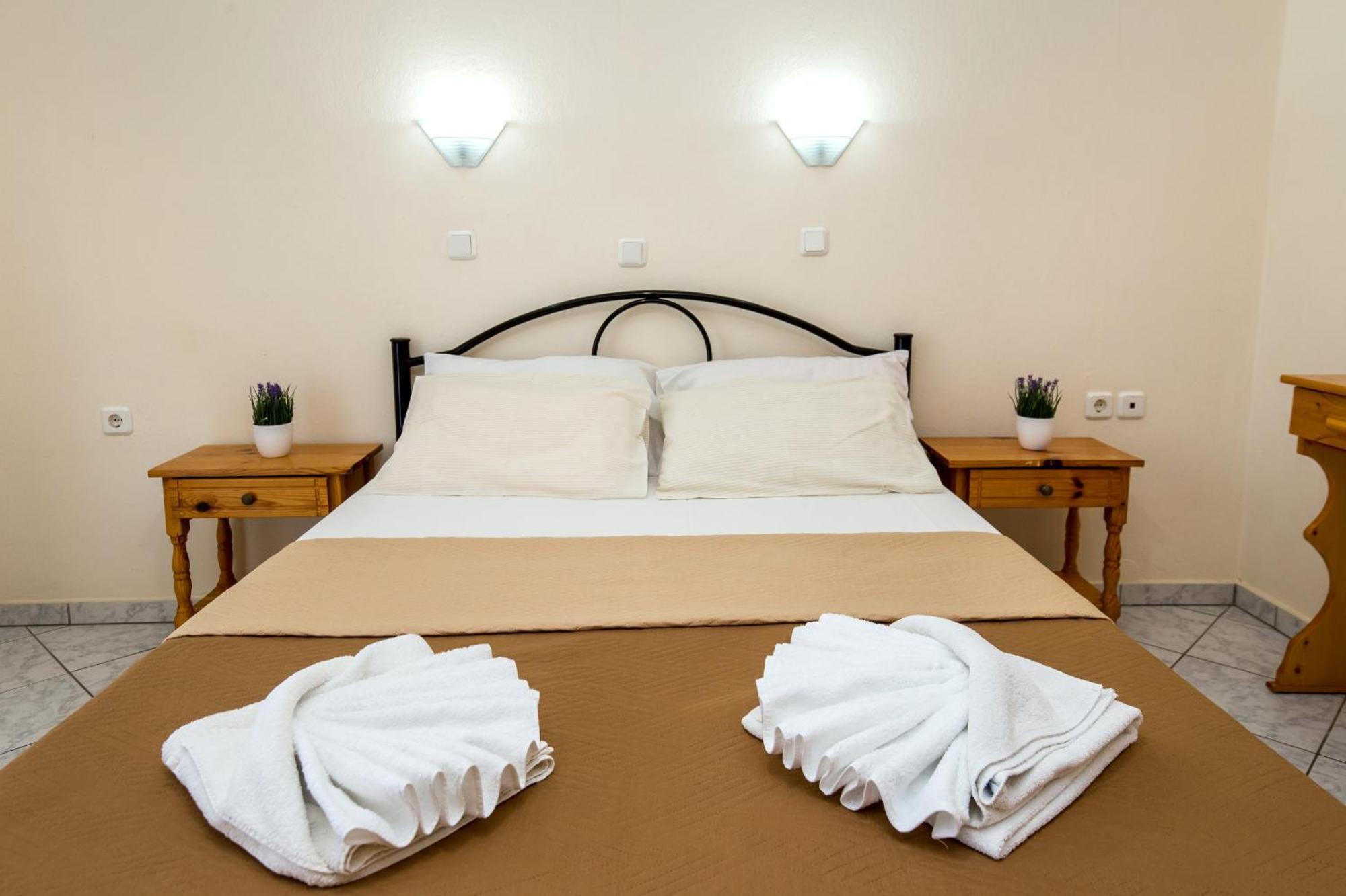 Ianos Apartments Потос Экстерьер фото