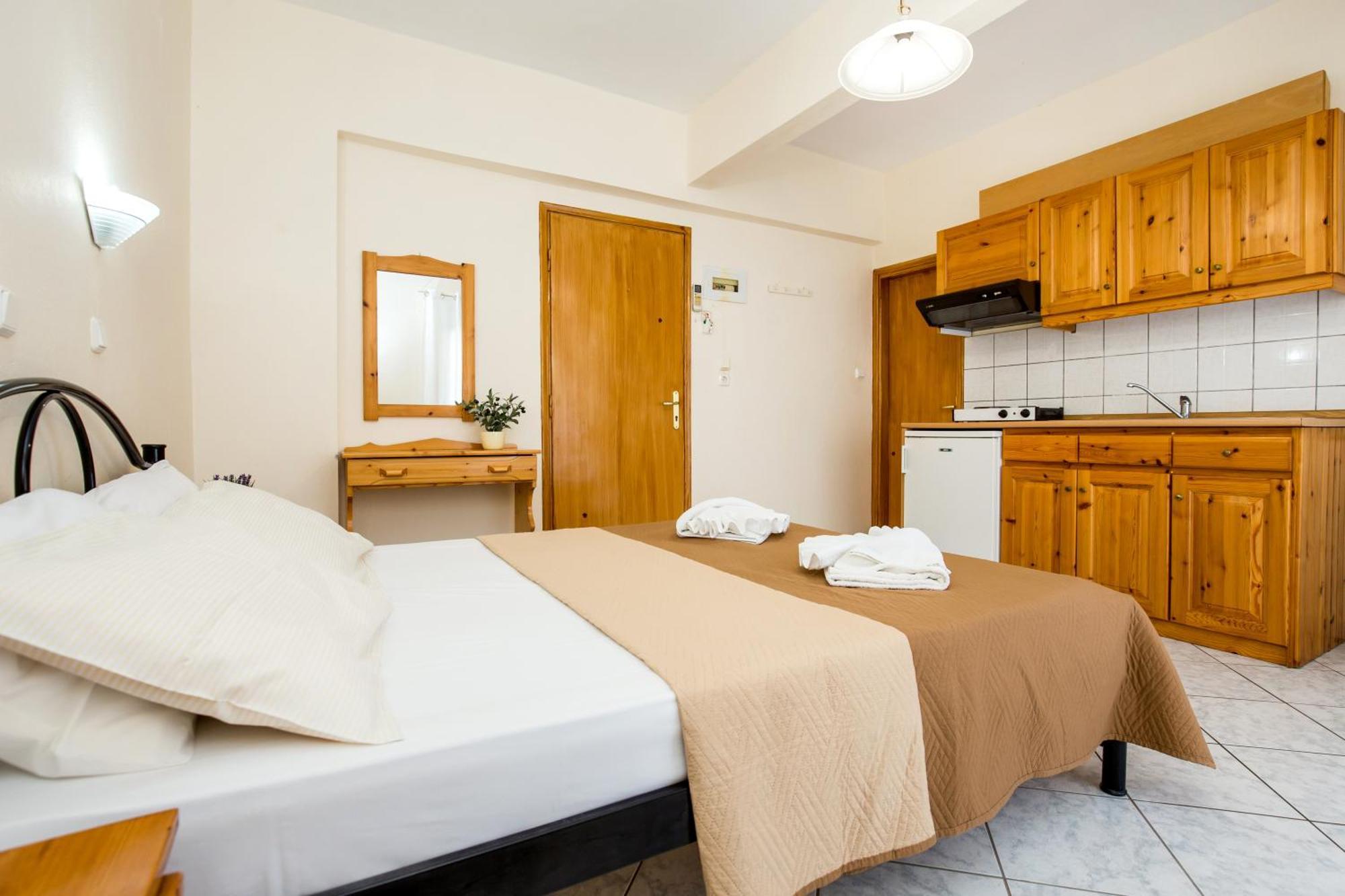 Ianos Apartments Потос Экстерьер фото