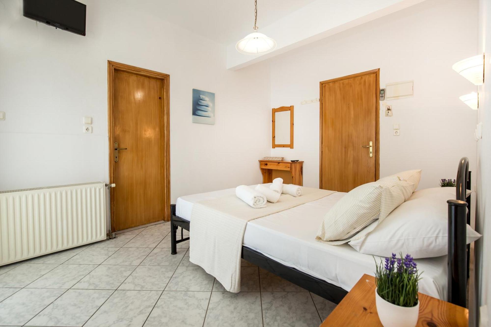 Ianos Apartments Потос Экстерьер фото
