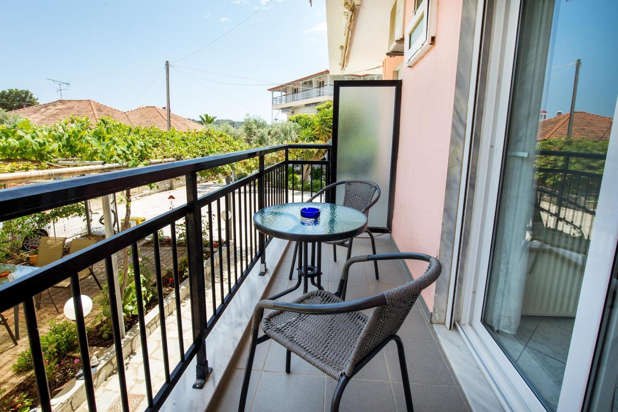 Ianos Apartments Потос Экстерьер фото